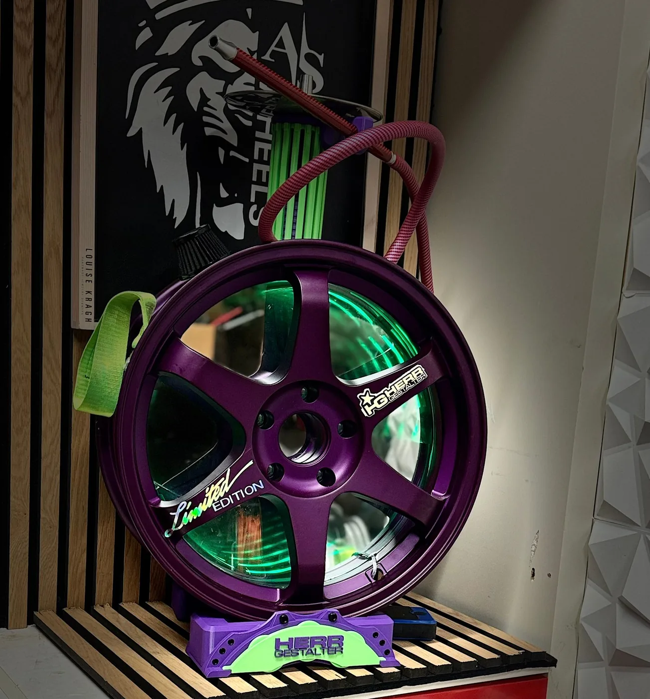 Stage 3 – Purple Venom Edition mit Infinity-LED